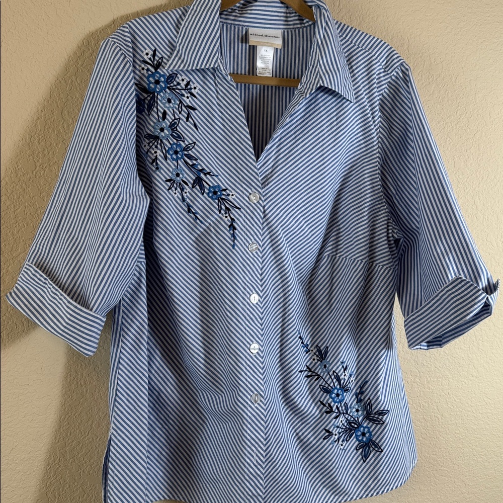 Alfred Dunner Embroidered Blue Striped 3/4 Sleeve Button Up Blouse‎ Top. Size 1X